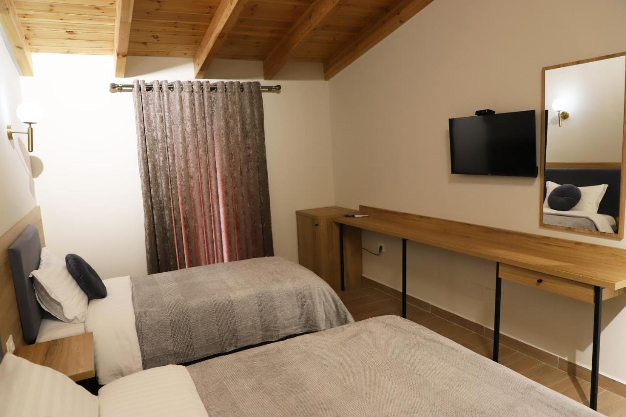 Mili Hotel Berat Eksteriør bilde