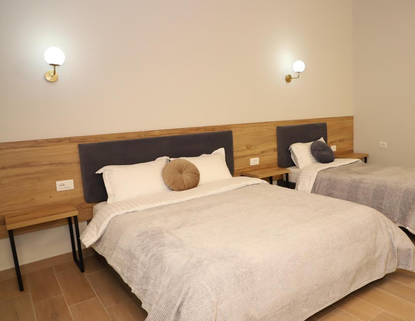 Mili Hotel Berat Eksteriør bilde