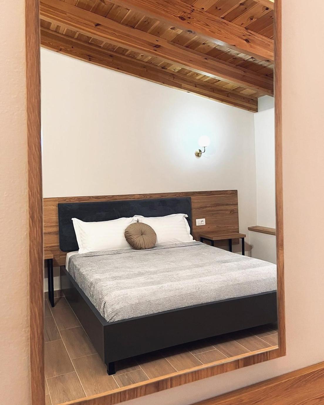 Mili Hotel Berat Eksteriør bilde