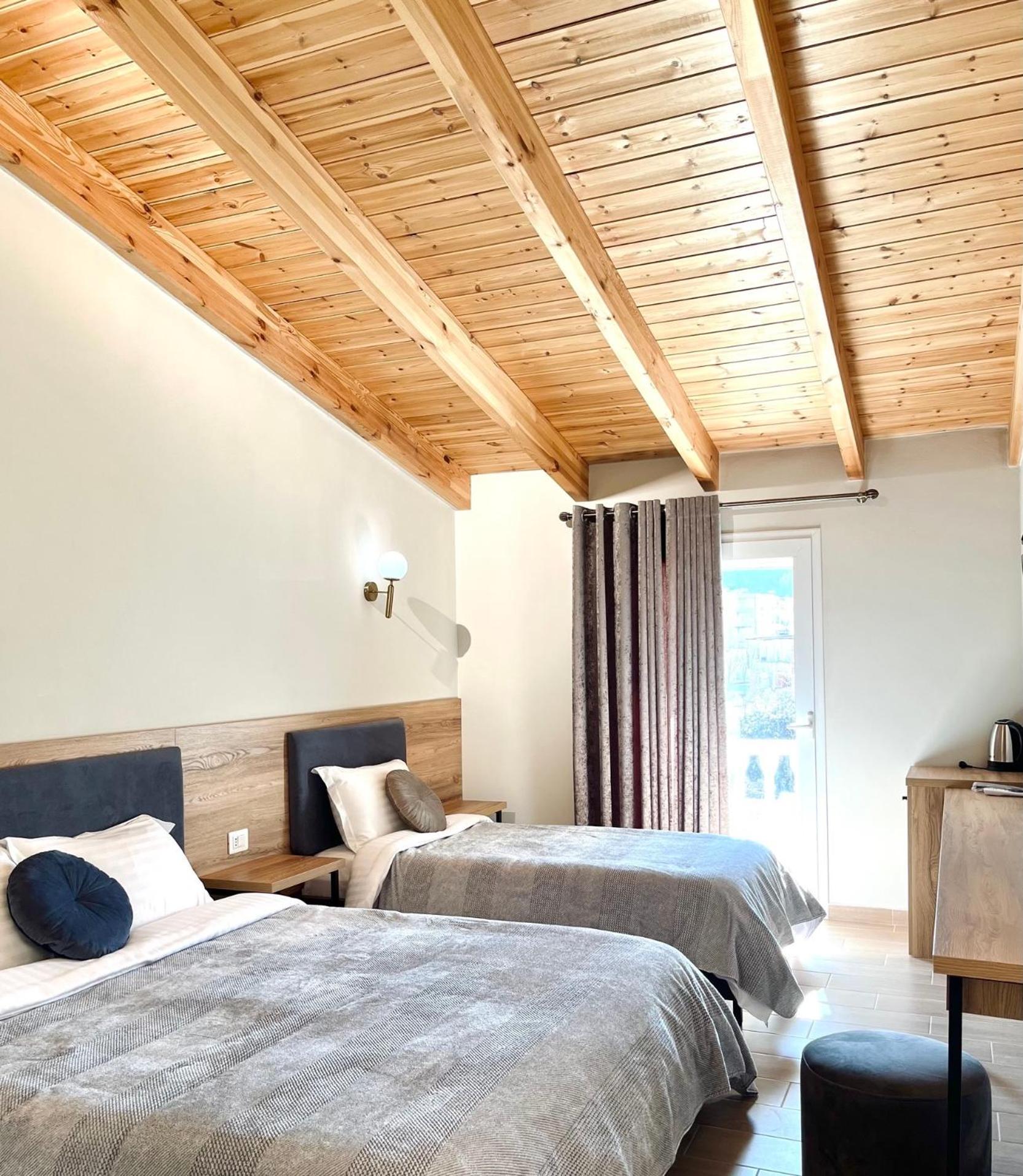 Mili Hotel Berat Eksteriør bilde